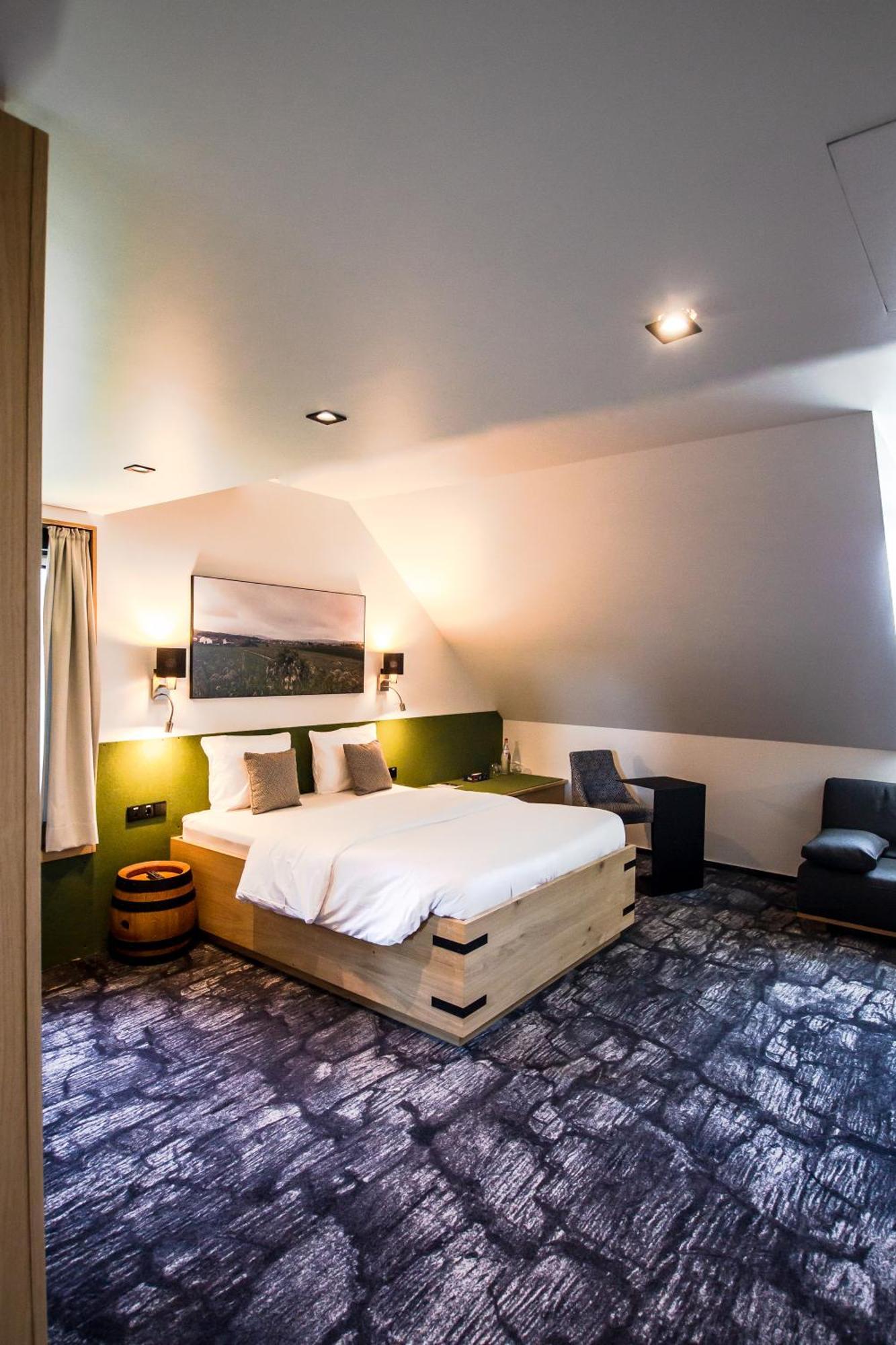 De Brauhotel บัชชาราช ภายนอก รูปภาพ