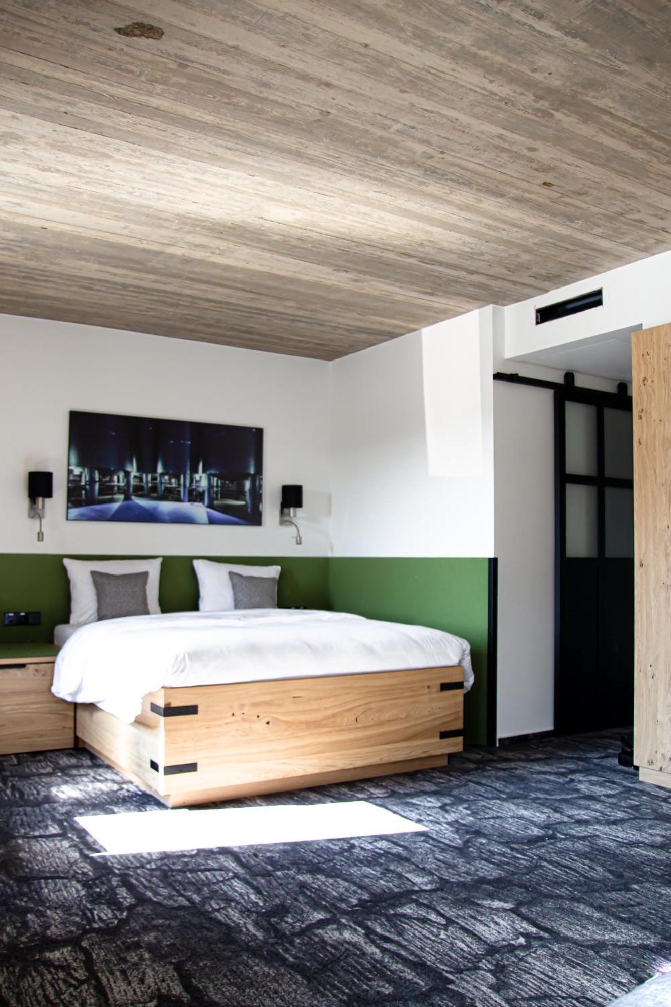 De Brauhotel บัชชาราช ภายนอก รูปภาพ